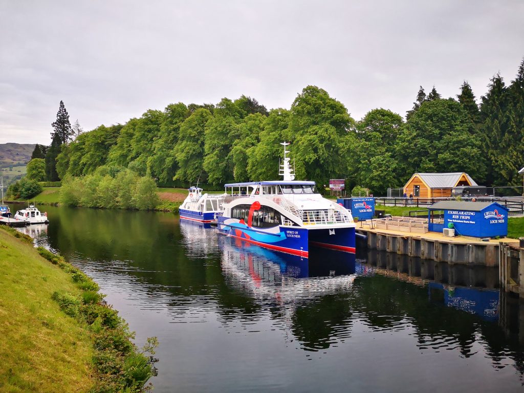 LOCH NESS & BLACK ISLE & INVERNESS